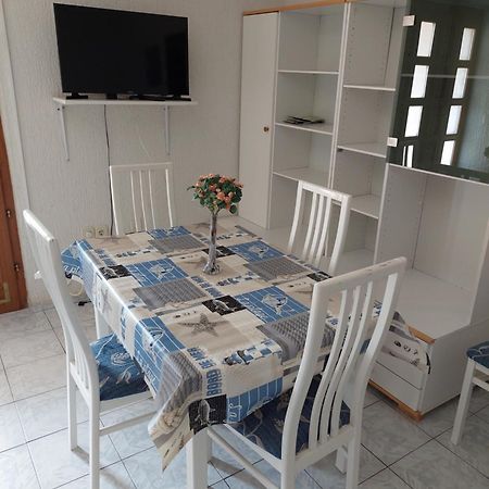 פוסדריה Apartments Delfin מראה חיצוני תמונה